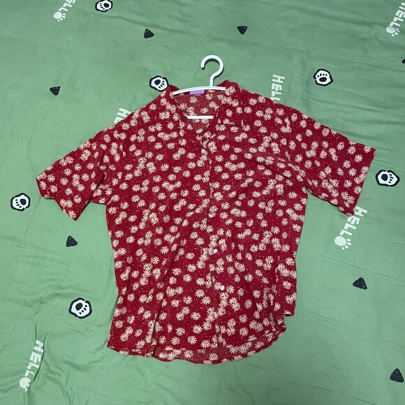 Tops - Red Floral Short-Sleeve Shirt